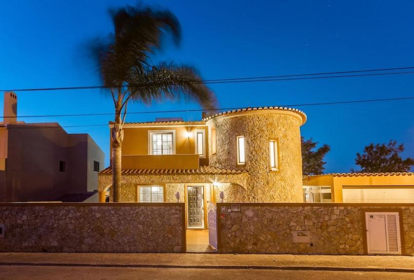 Lagos Suite Exterior photo